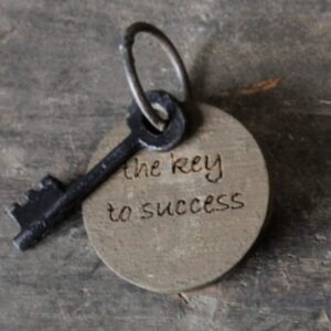 Handgemaakte sleutel | met een gelukwens | Benard's Woonaccessoires | The key to succes