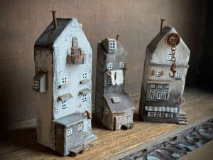 Drie oud Hollandse huisjes | Benard's Woonaccessoires | landelijke miniatuur huisjes