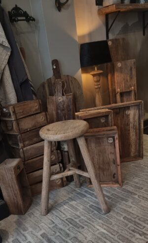 Krukje rond oud hout