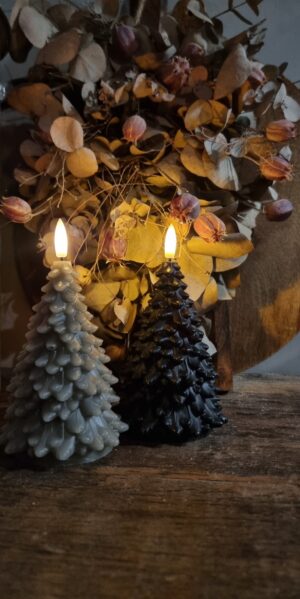 LED kerstboom kaars taupe met timer – sfeervolle kerstdecoratie